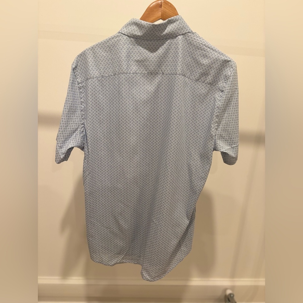 Faherty Movement Light Blue Geometric Button Down Shirt - Picture 2 of 2